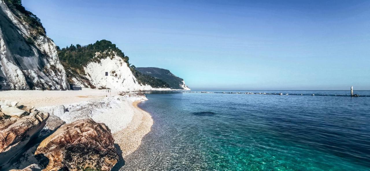 Onda Del Conero Hotel Numana Bagian luar foto